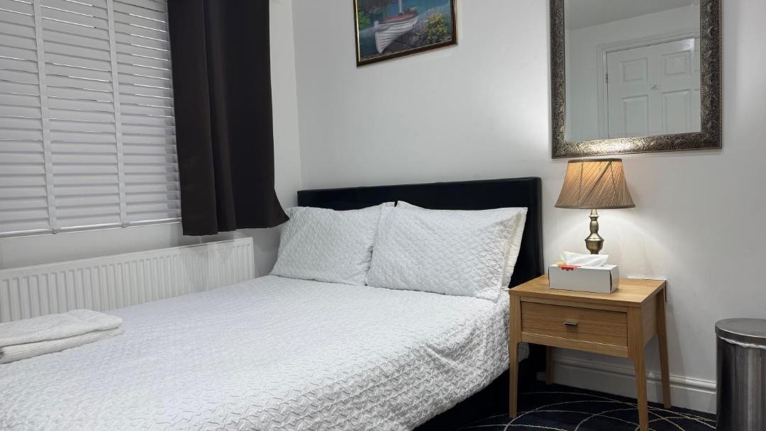 Photo of Bedroom in Ashford