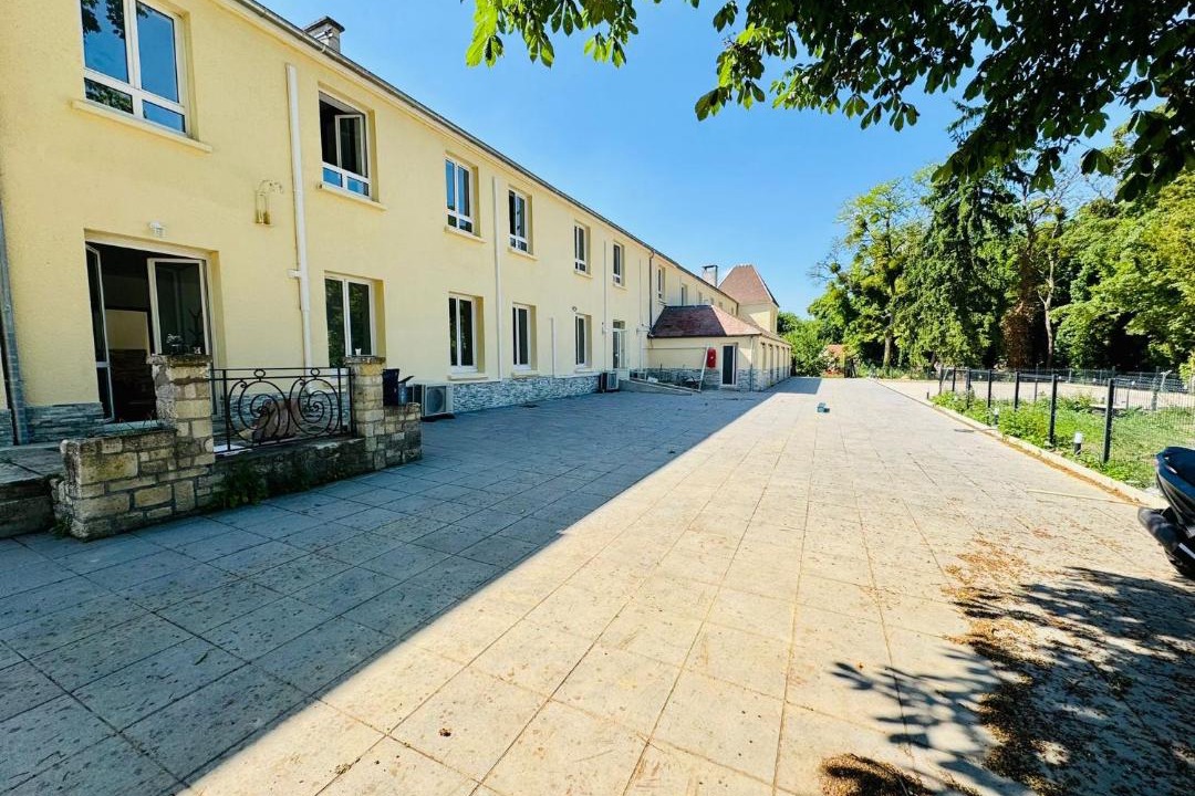 Photo of Others in Villeneuve-sous-Dammartin