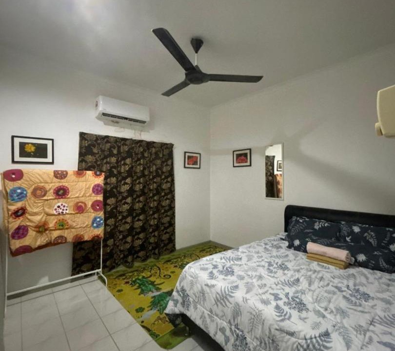 Photo of Bedroom in Behrang Ulu