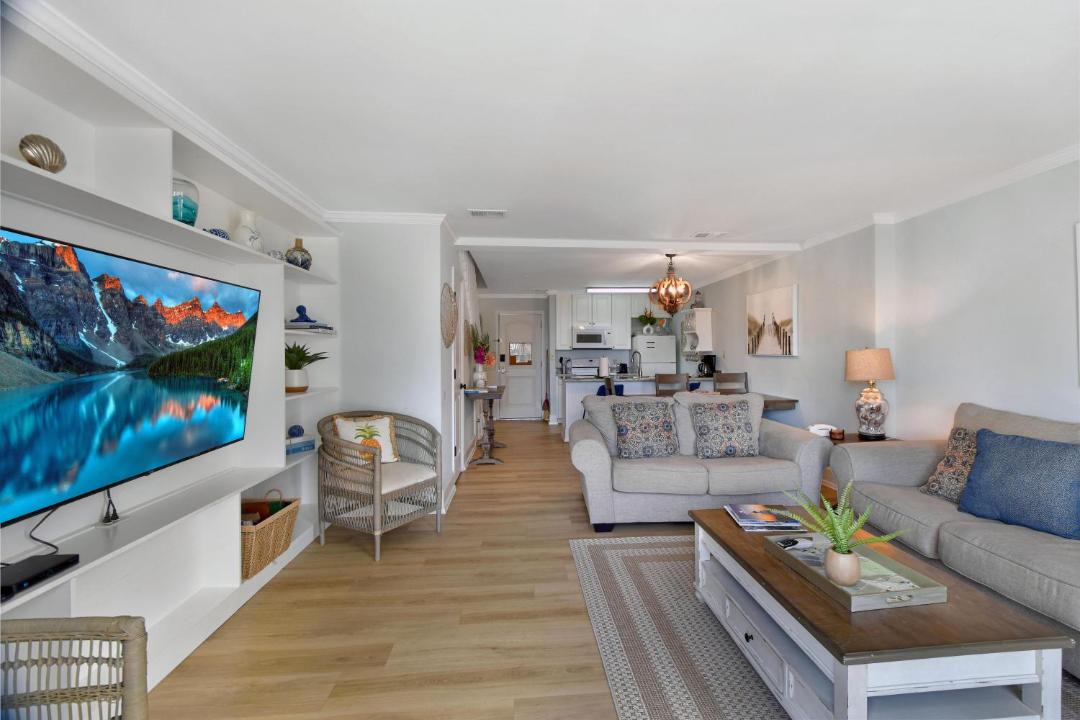 Photo of Livingroom in Jekyll Island