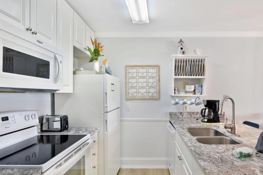 Photo of Kitchen in Jekyll Island