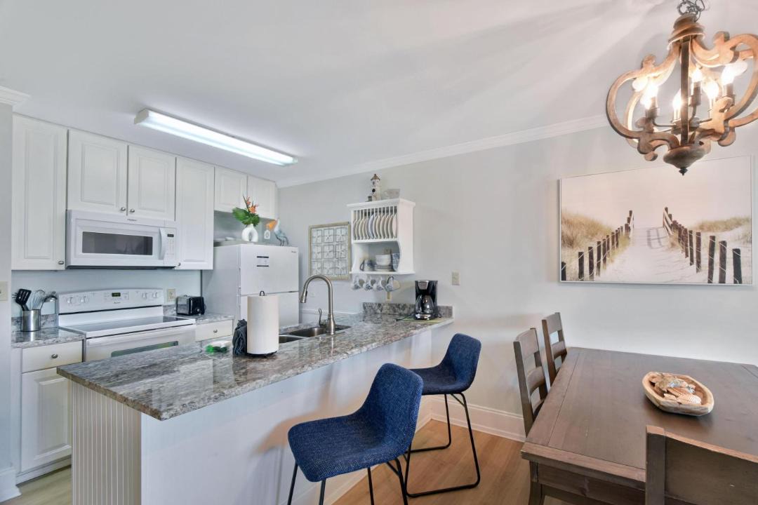 Photo of Kitchen in Jekyll Island