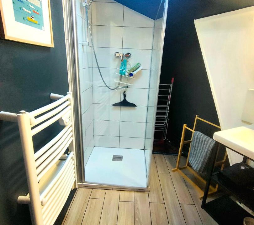 Photo of Others in Buc