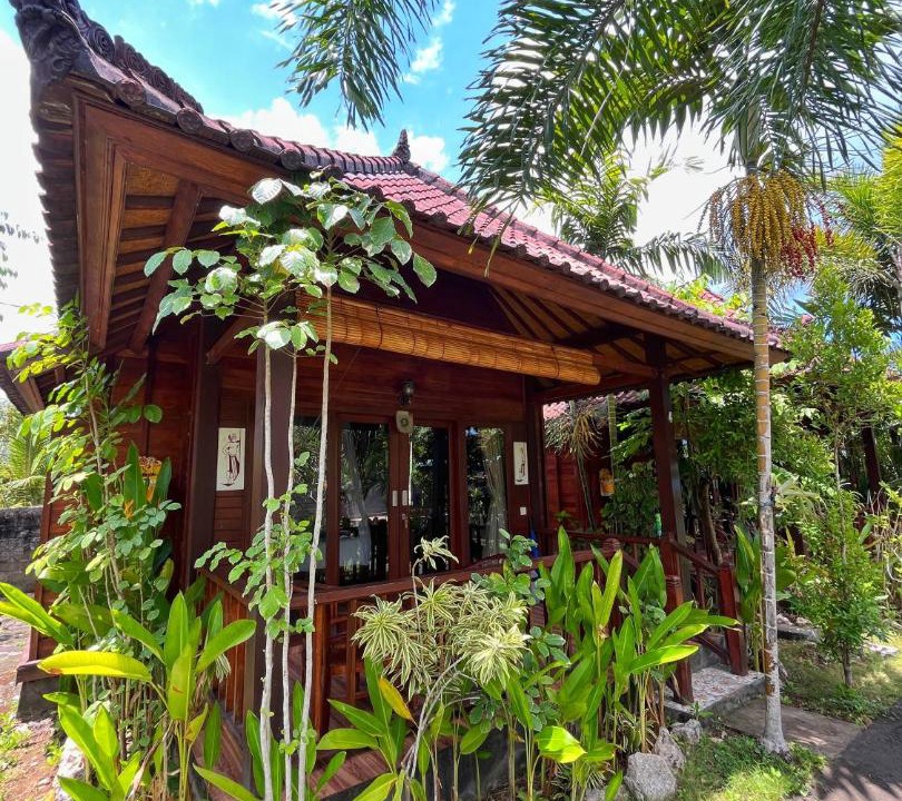 Photo of Others in Mushroom Bay