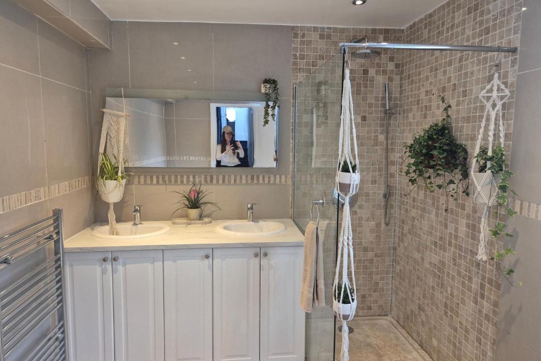 Photo of Bathroom in Walworth