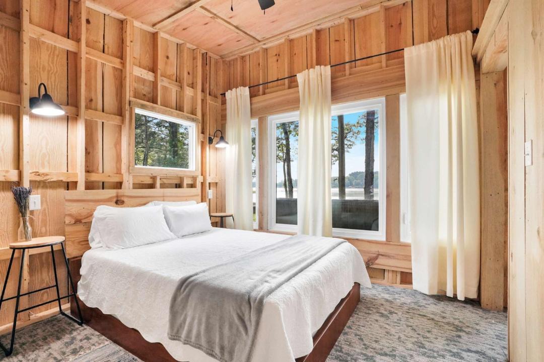Photo of Bedroom in Locustville