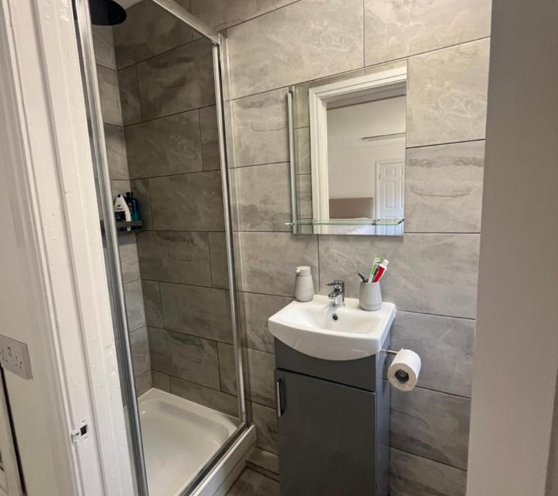 Photo of Bathroom in Roxeth