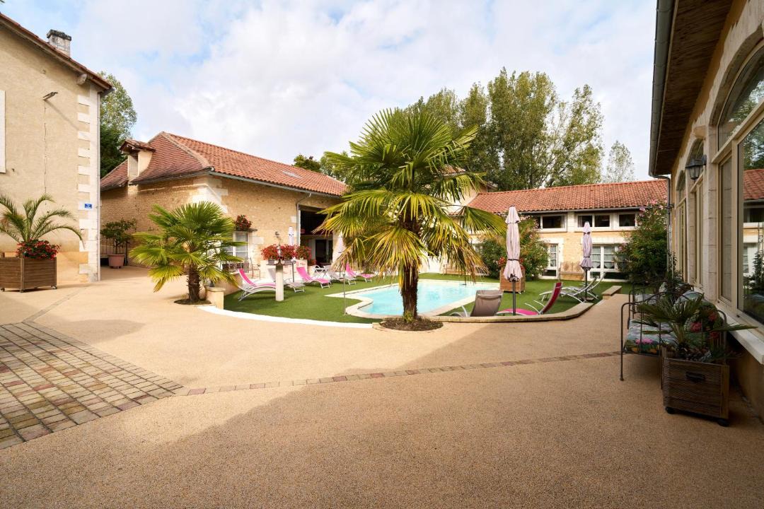 Photo of Others in Saint-Sulpice-de-Roumagnac