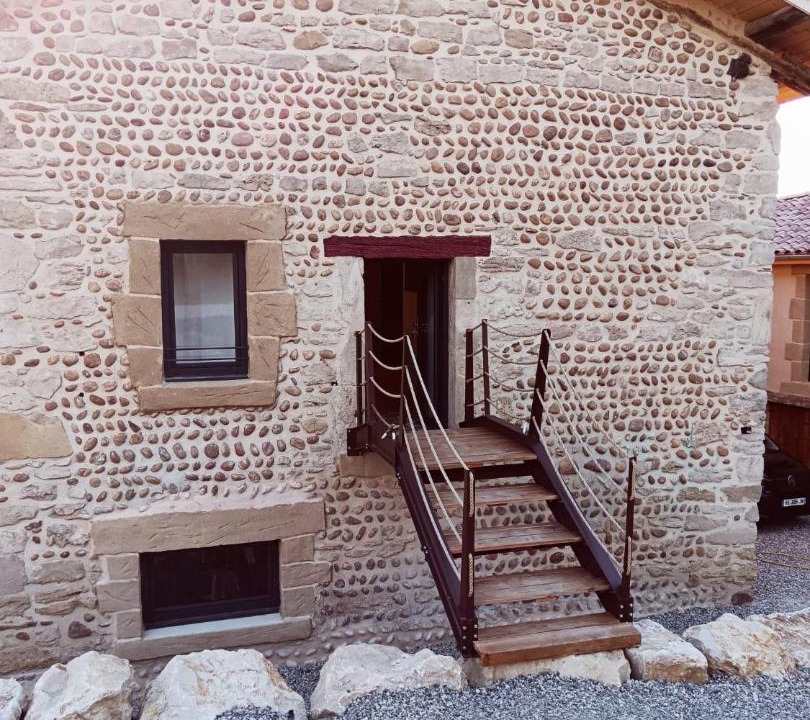 Photo of Others in Le Chalon