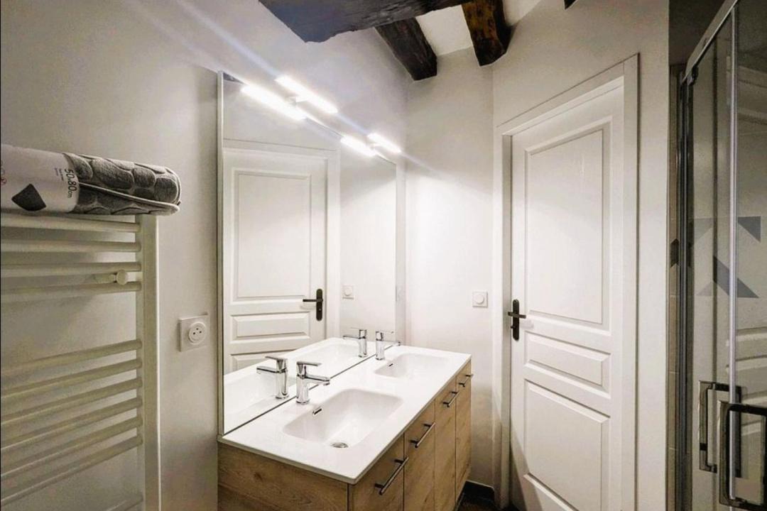 Photo of Bathroom in Levroux