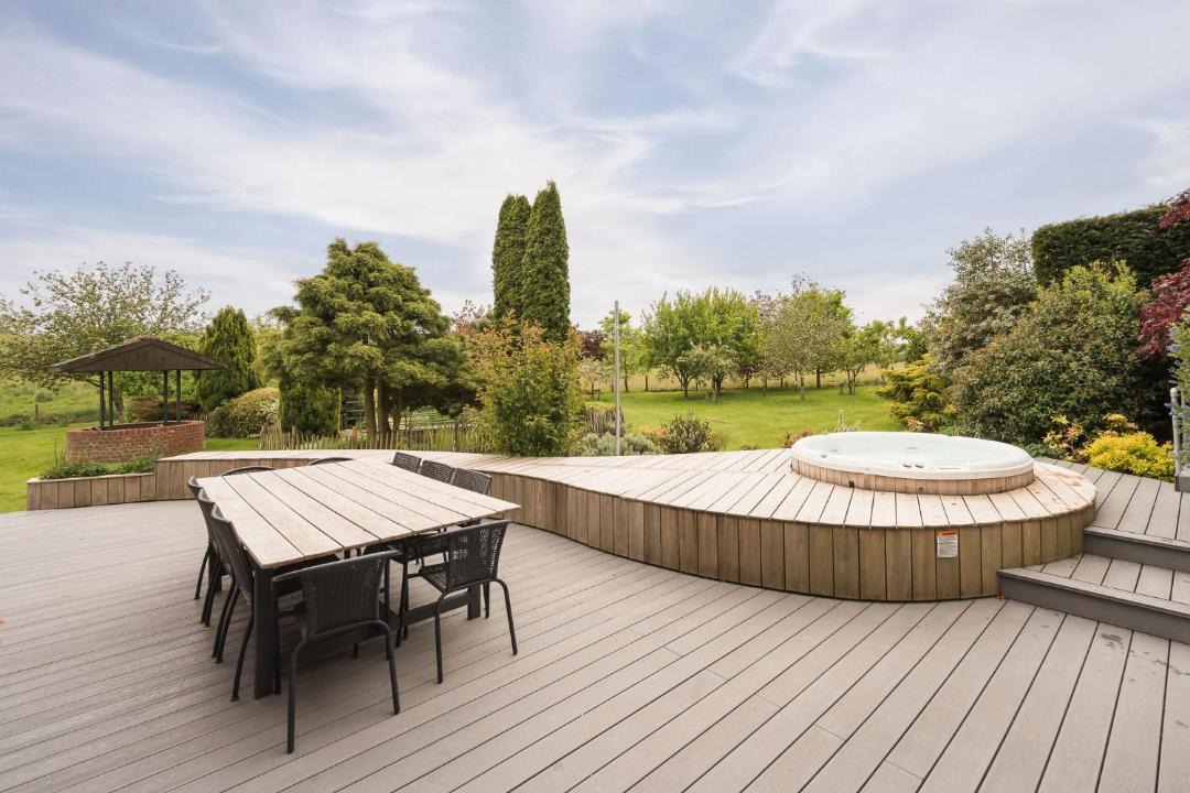 Photo of Others in Cyfronydd