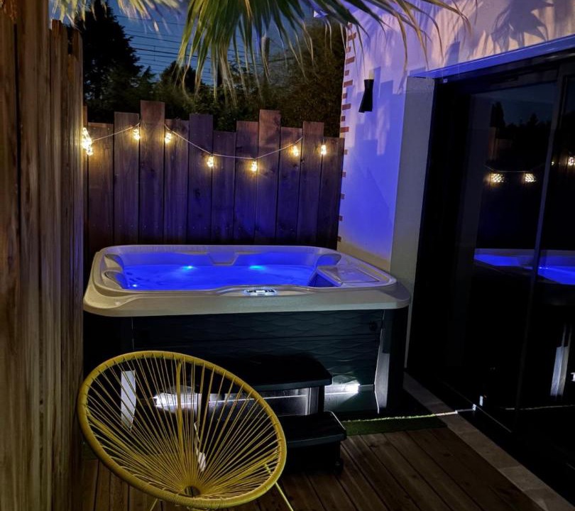 Photo of Others in Robins Bay