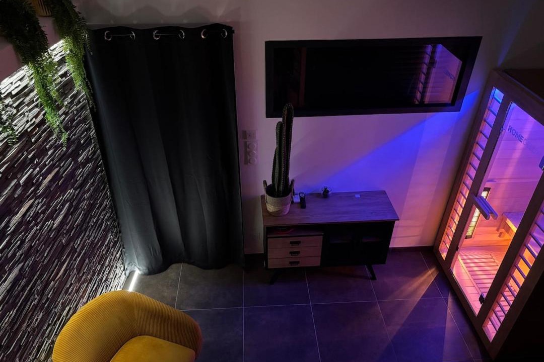 Photo of Others in Robins Bay