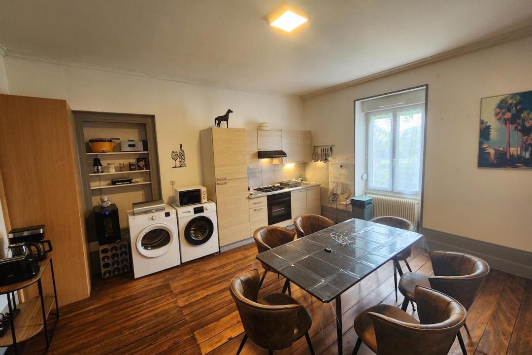 Photo of Kitchen in Gray-la-Ville