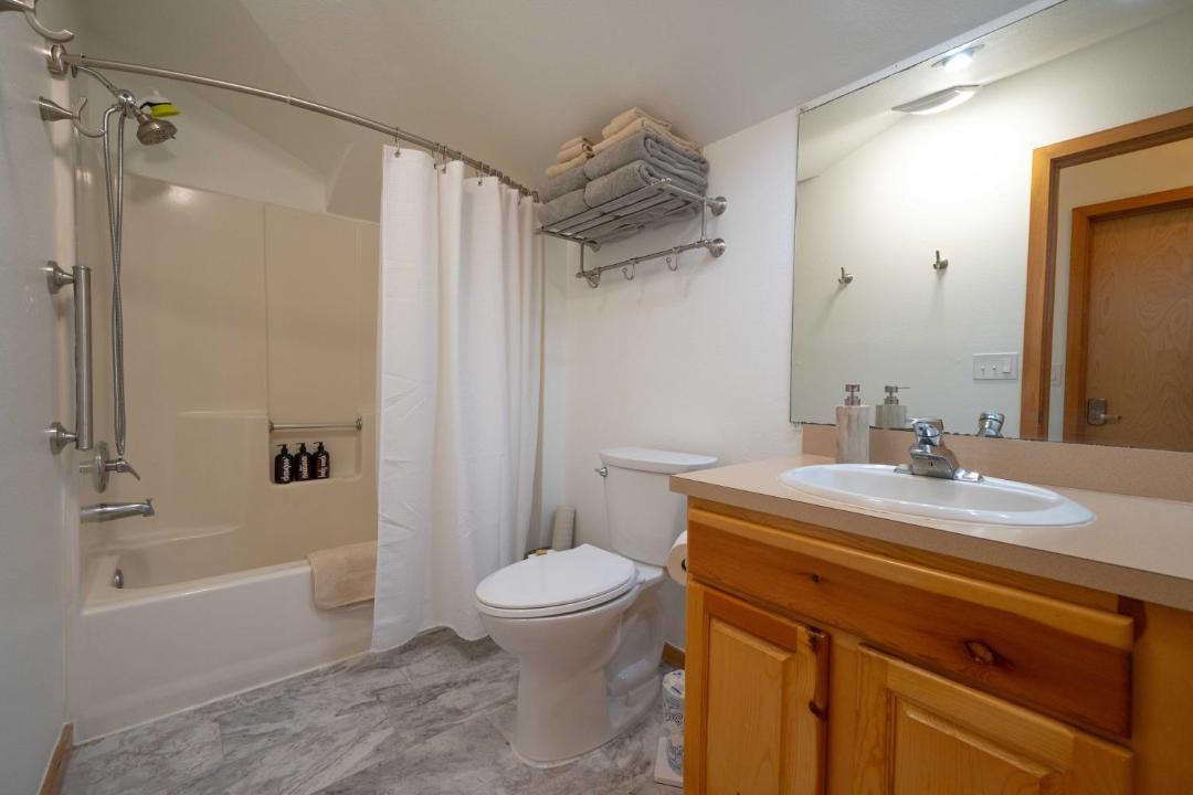 Photo of Bathroom in Tolovana Park