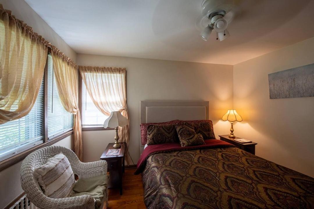 Photo of Bedroom in West New Haven