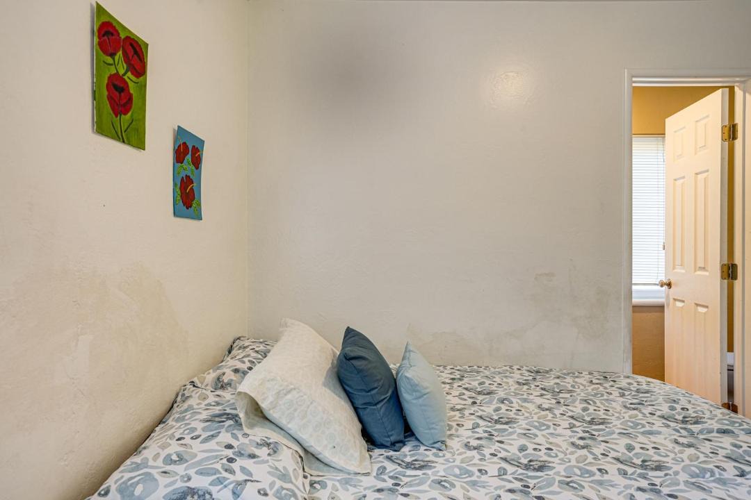 Photo of Bedroom in Castro Valley