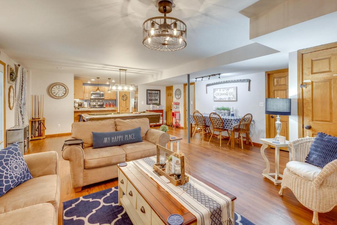 Photo of Others in Troy