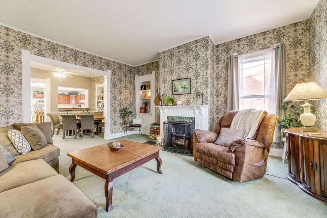 Photo of Others in West Liberty