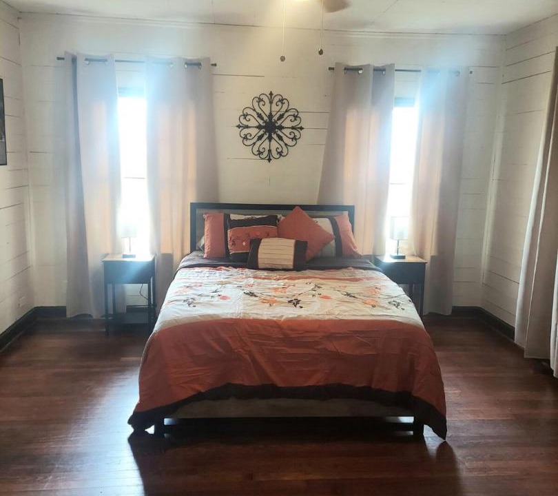 Photo of Bedroom in Bay City