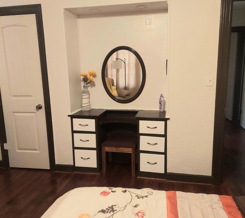 Photo of Bedroom in Bay City