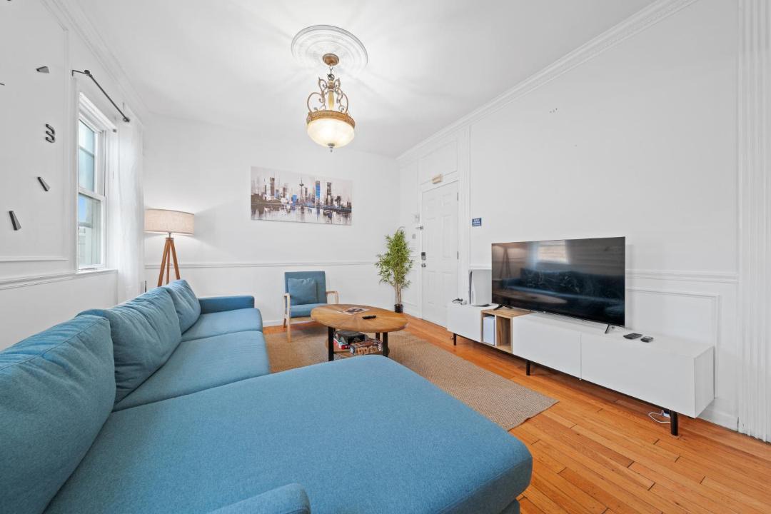 Photo of Others in Bayonne