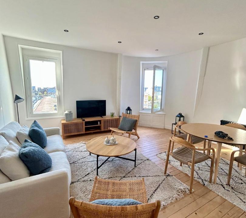 Photo of Livingroom in Deauville City Centre