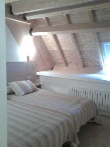 Photo of Bedroom in Roncesvalles
