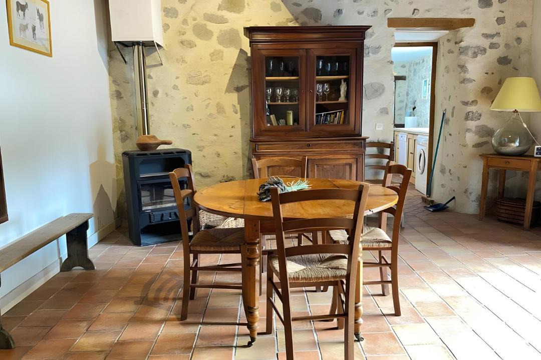 Photo of Others in Entrepierres