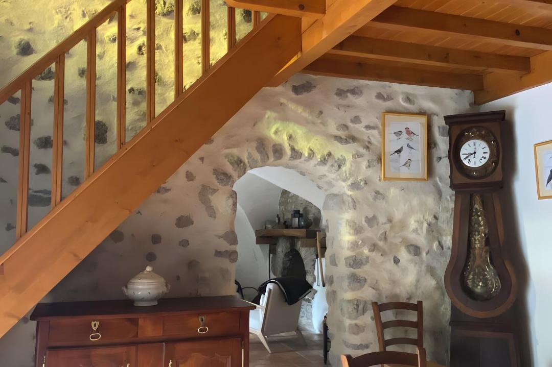 Photo of Others in Entrepierres