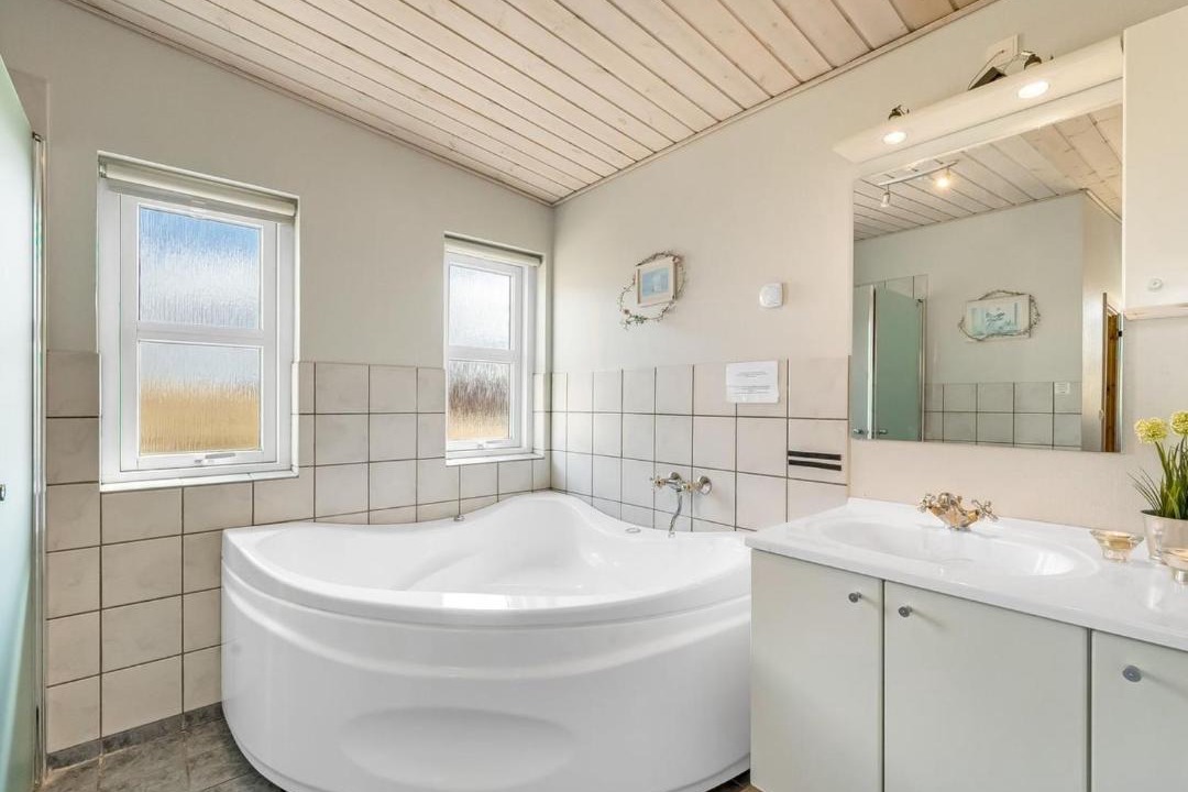 Photo of Others in Houvig Strand