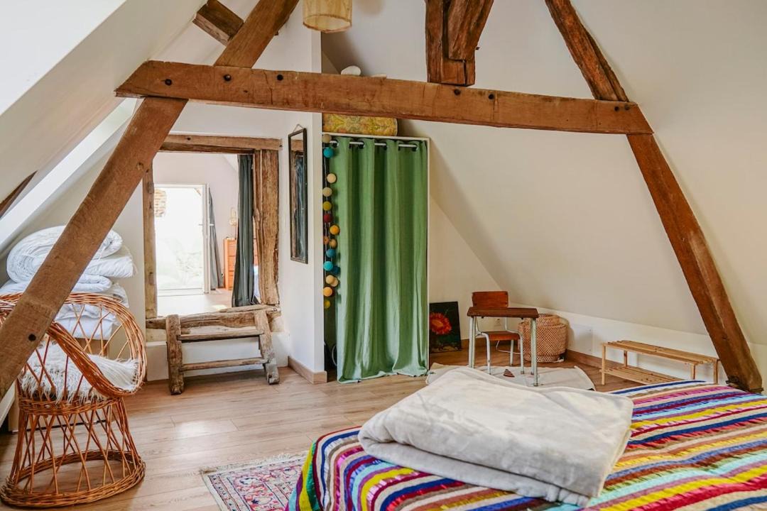 Photo of Bedroom in Bourbon-Lancy