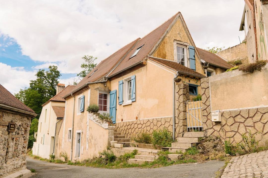 Photo of Buildings in Bourbon-Lancy