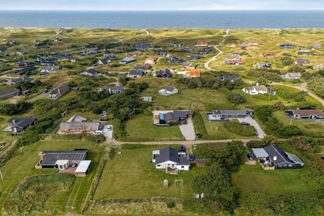 Photo of Others in Houvig Strand