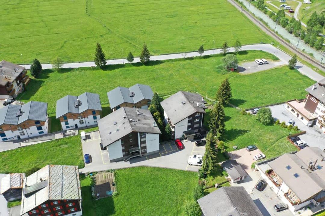 Photo of Others in Taesch