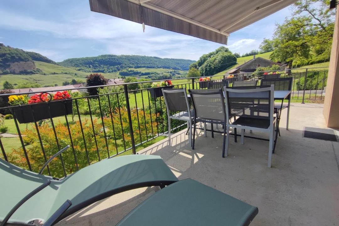 Photo of Others in Voiteur