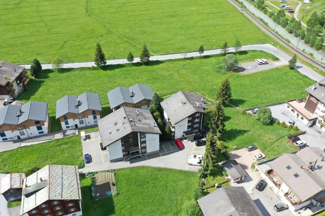 Photo of Others in Taesch