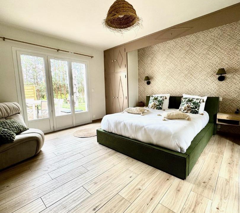 Photo of Others in Saint-Martin-du-Vieux-Belleme