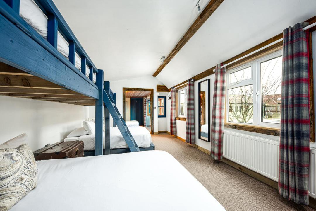 Photo of Others in Upton Cheyney