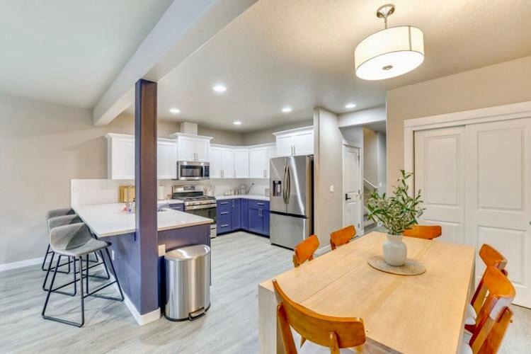 Photo of Kitchen in Sunset