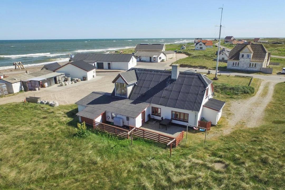 Photo of Others in Lild Strand