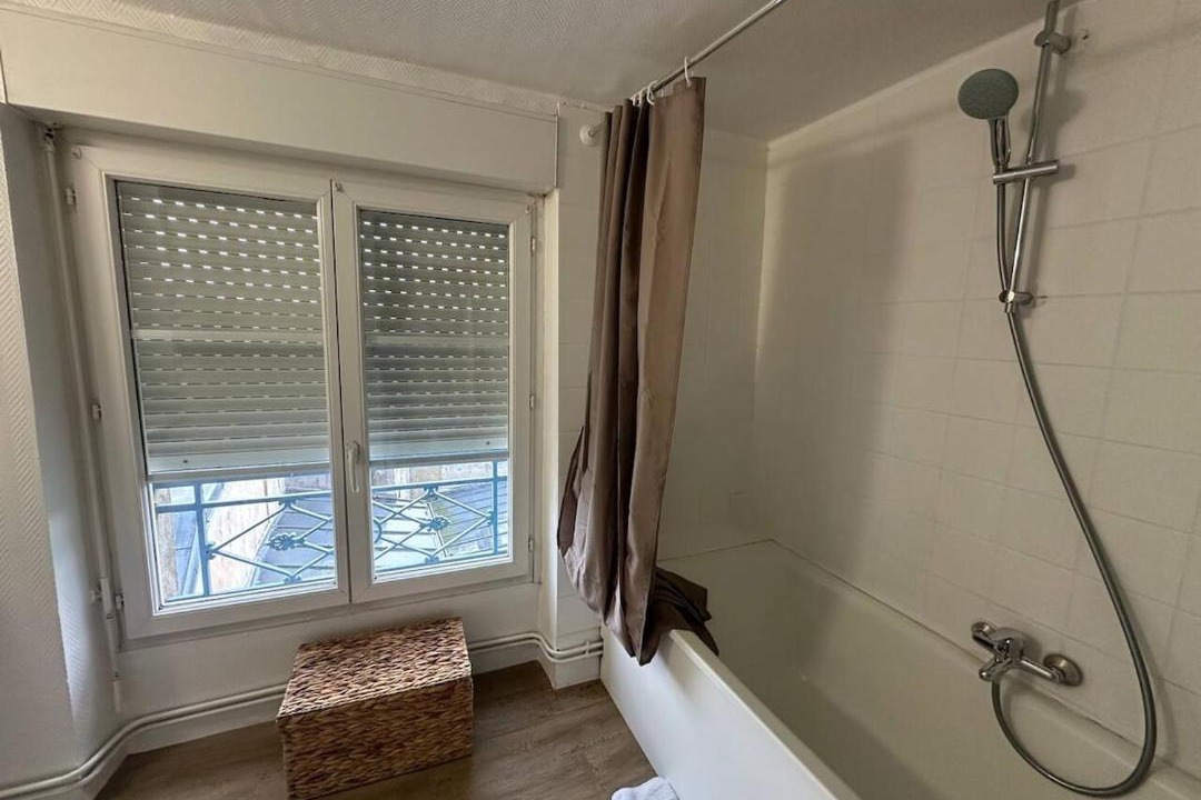 Photo of Bathroom in Coulommiers