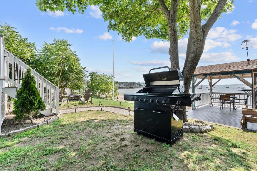 Photo of Others in East Shore