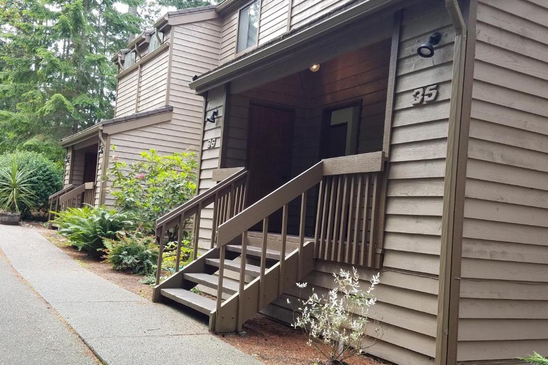 Photo of Others in Adelma Beach