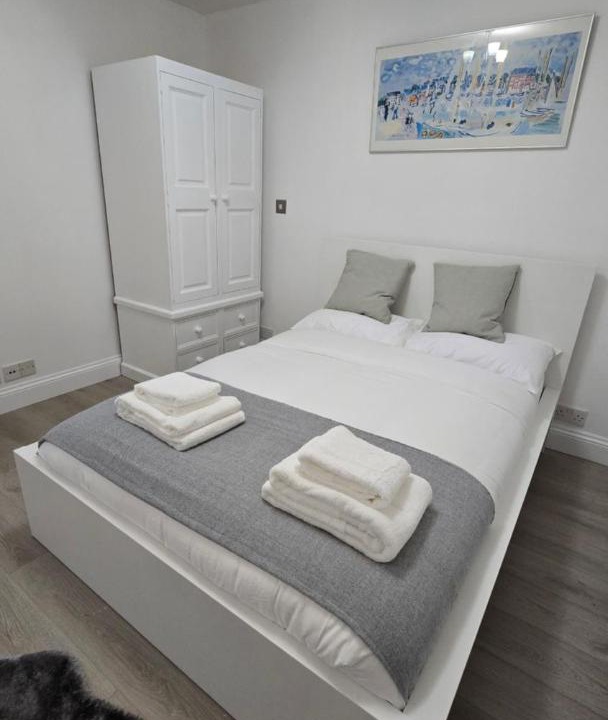 Photo of Bedroom in Reading City Centre