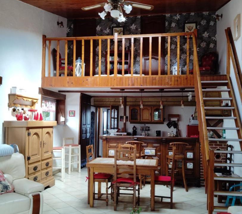 Photo of Others in Eppe-Sauvage