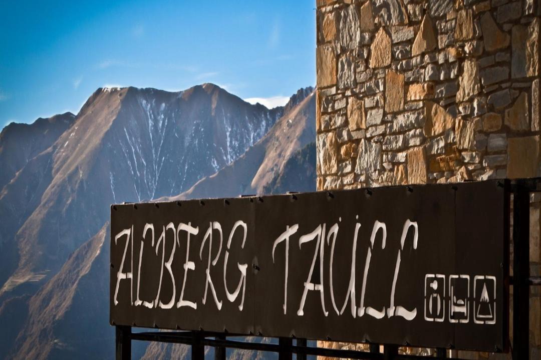 Photo of Others in Taull