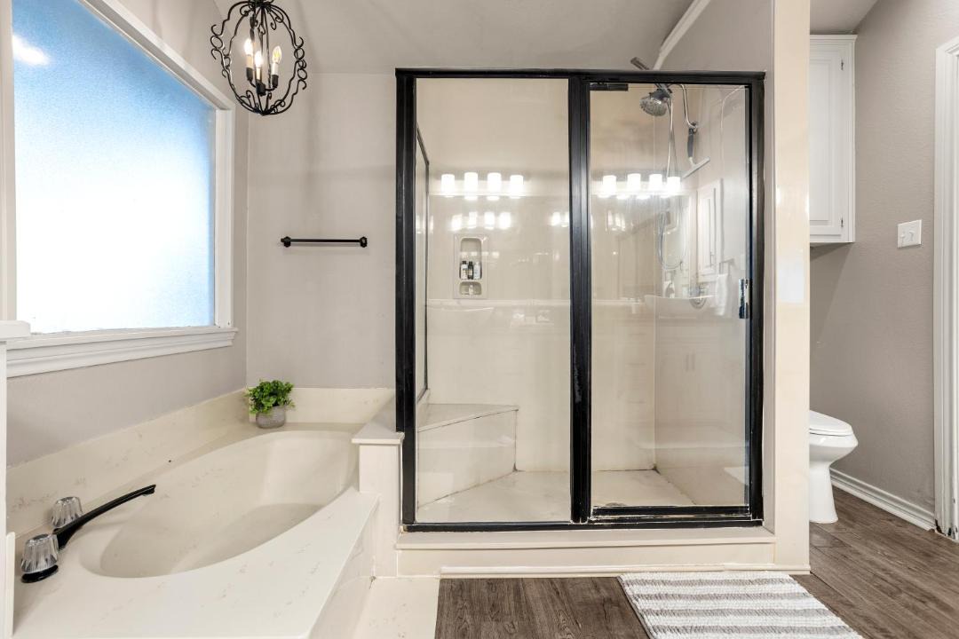 Photo of Bathroom in Rowlett