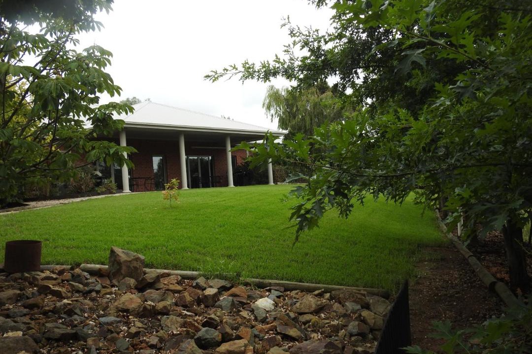 Photo of Others in Rutherglen