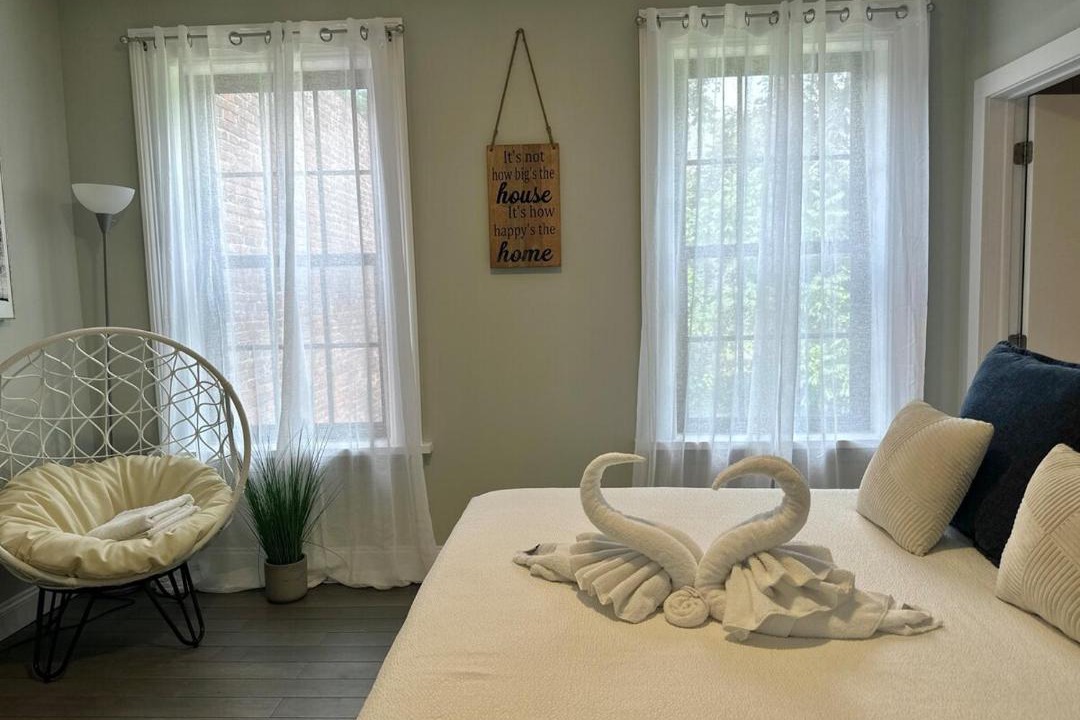 Photo of Bedroom in Albany